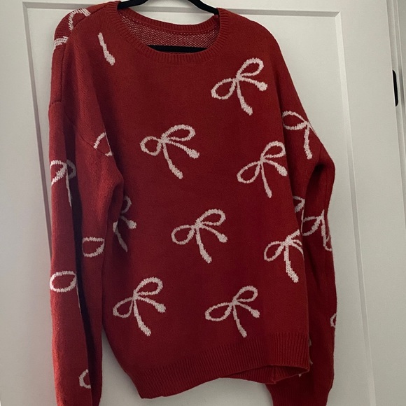 Sweaters - Red Bow Pattern Sweater